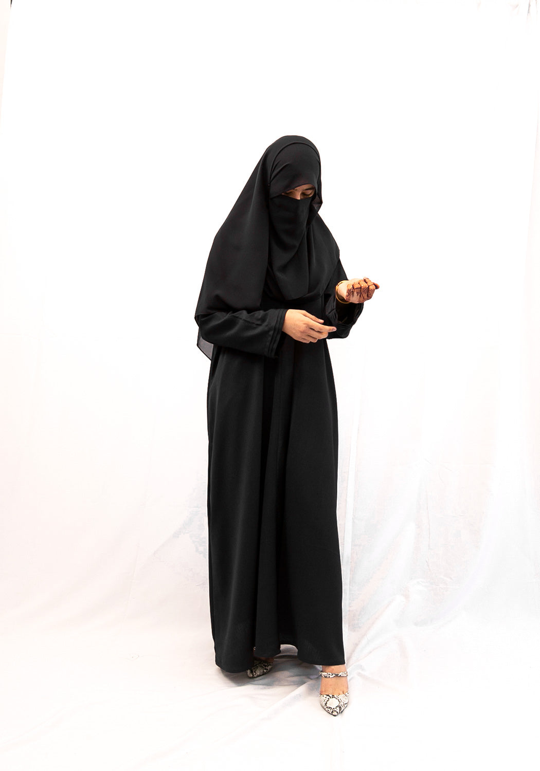 Premium Textured Abaya - Black