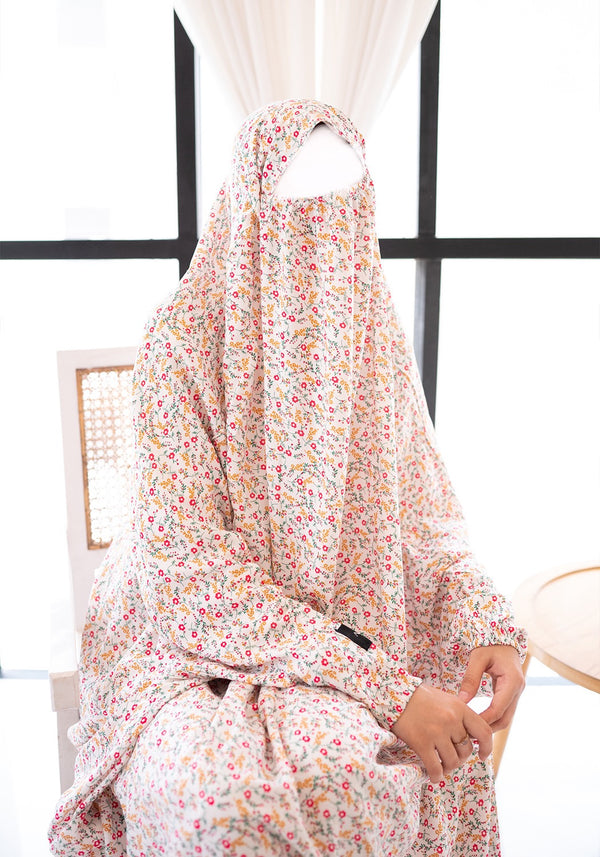 White Floral Prayer Jilbab