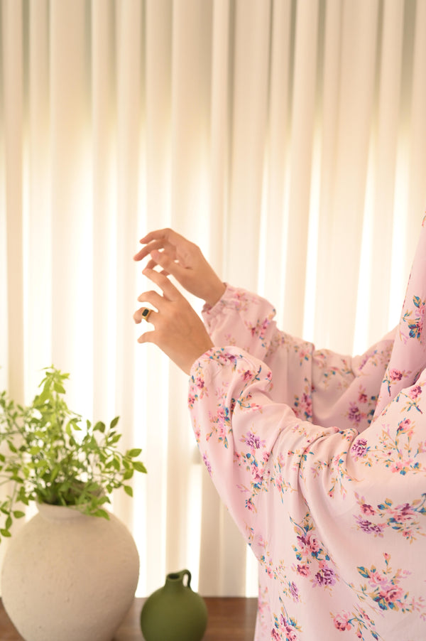 Powder Pink Floral Prayer Jilbab